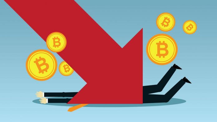 Bitcoin падна под $5000 за пръв път от 13 месеца